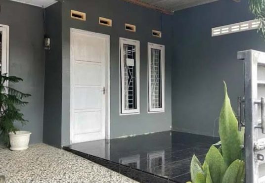 Rumah Cantik Dalam Perumahan Bangun Graha Sedayu