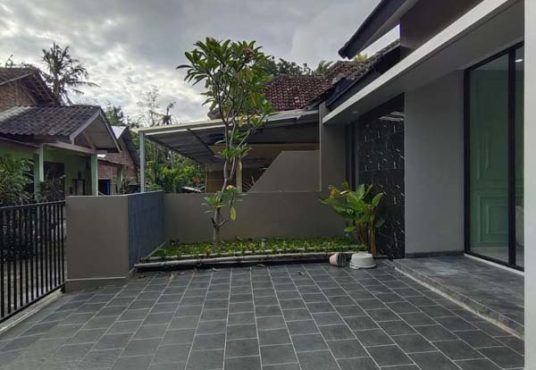 Rumah Baru Fresh Cantik Minimalis Modern Dekat Kampus UMY