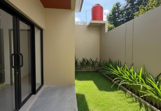 Rumah Cantik Limasan Modern Kekinian di Catur Harjo Sleman