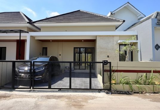 Rumah Cantik Limasan Modern Kekinian di Catur Harjo Sleman