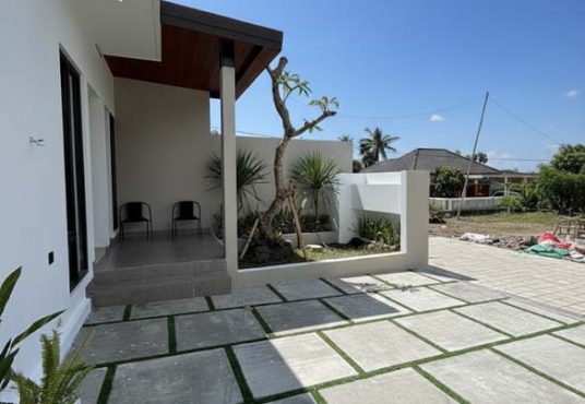 Rumah Mewah 2 Lantai Kontemporer Modern Furnished Timur Kampus UII