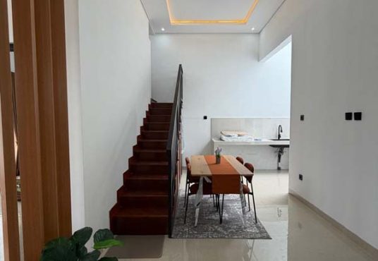 Rumah Mewah 2 Lantai Kontemporer Modern Furnished Timur Kampus UII