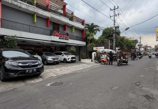 Hotel Istimewa 5 Lantai + Basement 29 Kamar Full Furnished Include Manajemen Ring 1 Malioboro
