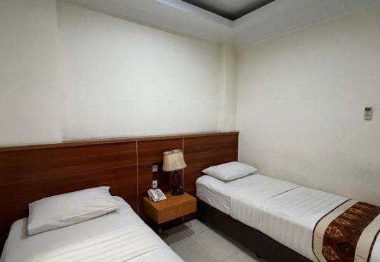 Hotel Istimewa 5 Lantai + Basement 29 Kamar Full Furnished Include Manajemen Ring 1 Malioboro
