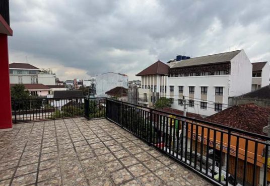 Hotel Istimewa 5 Lantai + Basement 29 Kamar Full Furnished Include Manajemen Ring 1 Malioboro