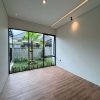 Rumah Cantik Tanah Luas Design Industrial Modern Purwomartani