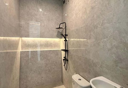 Rumah Cantik Tanah Luas Design Industrial Modern Purwomartani