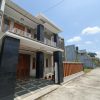 Rumah 2 lantai Semi Furnished Tanah Luas Tamanmartani dekat Prambanan