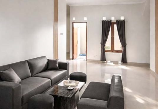 Rumah 2 lantai Semi Furnished Tanah Luas Tamanmartani dekat Prambanan