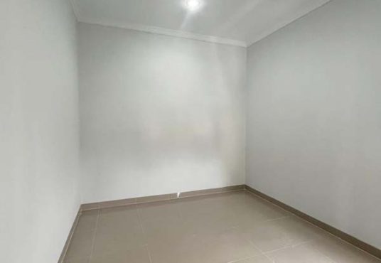 Rumah 2 lantai Semi Furnished Tanah Luas Tamanmartani dekat Prambanan