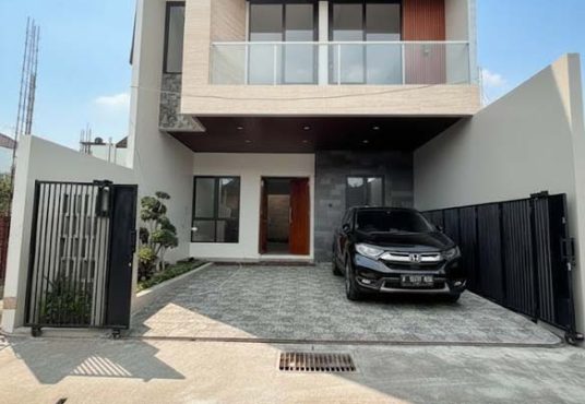 Rumah Baru 2 Lantai Desain Mewah Kekinian Di Jalan Palagan Km 8 Ngaglik Sleman