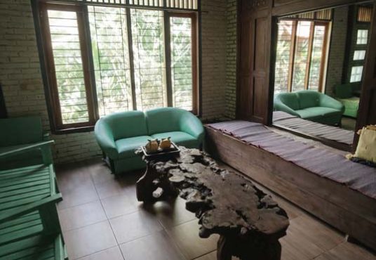 Rumah Joglo Tanah Luas Lingkungan Sejuk dan Asri di Jakal km 15 Bendosari Pakem