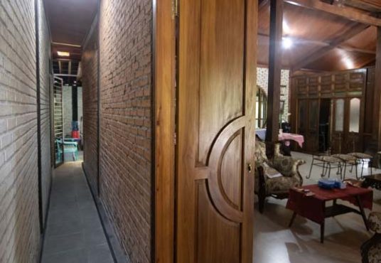 Rumah Joglo Tanah Luas Lingkungan Sejuk dan Asri di Jakal km 15 Bendosari Pakem