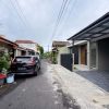 Rumah Baru Industrial Modern di dalam perumahan eksklusif Jakal km 14 dekat Kampus UII