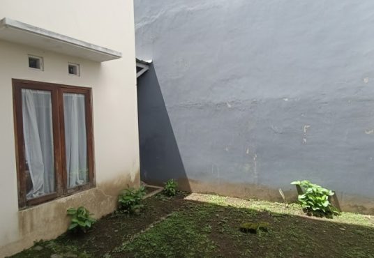 Rumah 2 lantai minimalis Jl. Damai Jakal km 8 dekat UGM