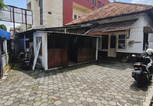 RUMAH + TANAH STRATEGIS DIJUAL DI JL. HAYAM WURUK BELAKANG MALIOBORO