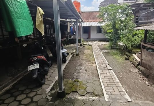RUMAH + TANAH STRATEGIS DIJUAL DI JL. HAYAM WURUK BELAKANG MALIOBORO
