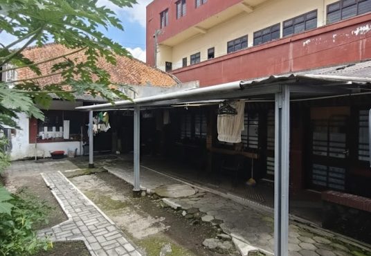 RUMAH + TANAH STRATEGIS DIJUAL DI JL. HAYAM WURUK BELAKANG MALIOBORO
