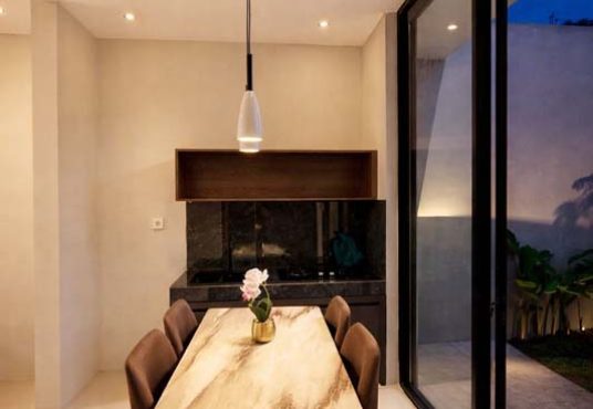 Rumah Modern Industrialis Full Furnished Dekat Pasar Godean