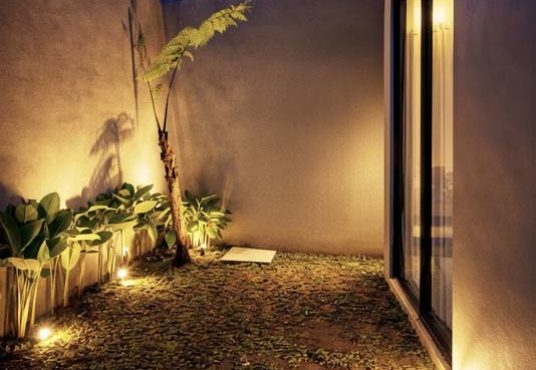 Rumah Modern Industrialis Full Furnished Dekat Pasar Godean