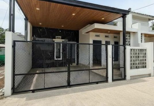 Rumah Limasan Modern Lingkungan Cluster Utara Pasar Godean