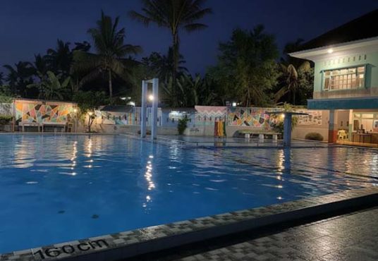 Rumah Luas dengan Kolam Renang Umum Cocok untuk Villa Hunian & Investasi Liburan