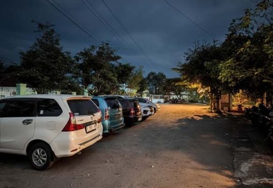 Rumah Luas dengan Kolam Renang Umum Cocok untuk Villa Hunian & Investasi Liburan