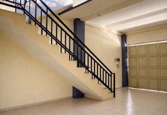 Dijual Ruko Luas Strategis di Sentolo Kulon Progo