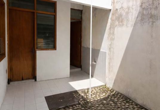 Rumah Luas dan Nyaman Di Perumahan Tiara Estate Plemburan dekat UGM