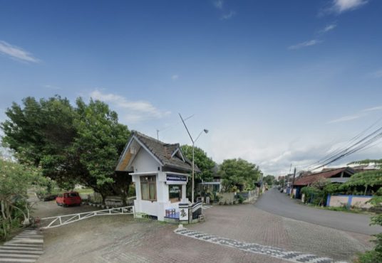 Rumah Luas dan Nyaman Di Perumahan Tiara Estate Plemburan dekat UGM