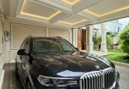 Rumah Villa Mewah Classic Mediteran dekat Tugu Jogja