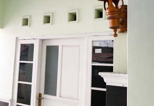 Rumah 2 Lantai Strategis di Perumahan Taman Asri Arum Sidoarum