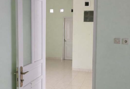 Rumah 2 Lantai Strategis di Perumahan Taman Asri Arum Sidoarum