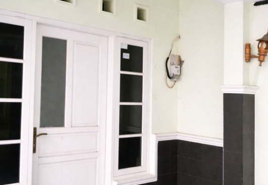 Rumah 2 Lantai Strategis di Perumahan Taman Asri Arum Sidoarum