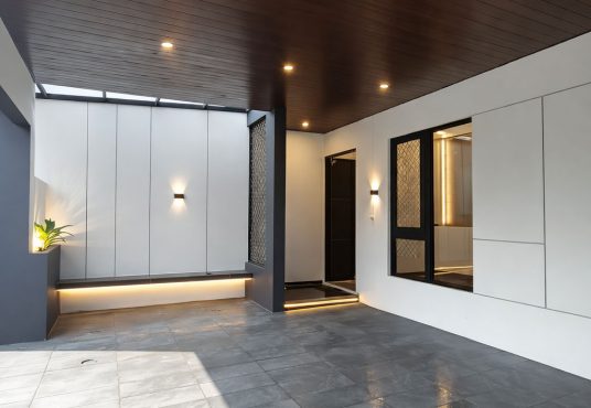 Bumi Sentosa 2 - Dijual Rumah 2 Lantai Baru Full Furnished Dekat SD Model