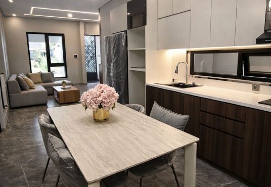 Bumi Sentosa 2 - Dijual Rumah 2 Lantai Baru Full Furnished Dekat SD Model