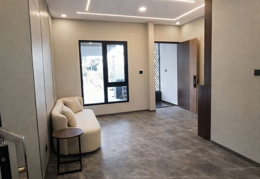 Bumi Sentosa 2 - Dijual Rumah 2 Lantai Baru Full Furnished Dekat SD Model