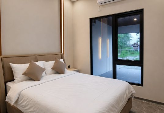 Bumi Sentosa 2 - Dijual Rumah 2 Lantai Baru Full Furnished Dekat SD Model