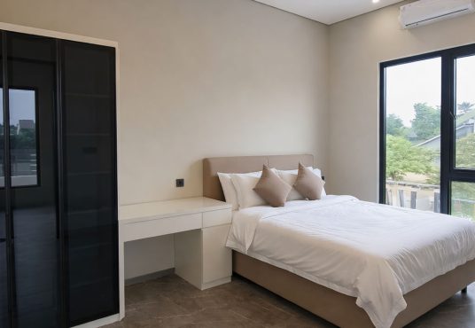 Bumi Sentosa 2 - Dijual Rumah 2 Lantai Baru Full Furnished Dekat SD Model