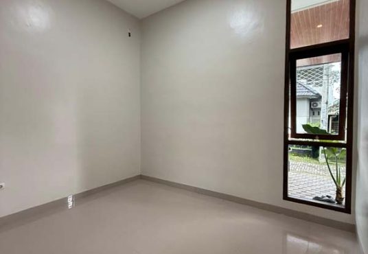 Rumah mewah 2 lantai kontemporer modern full furnished di Condongcatur