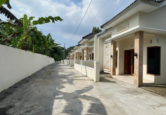Graha Sejati 5 - Rumah Desain Mewah Harga Murah di Sleman Barat