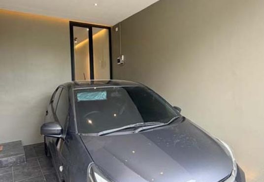 Rumah Baru Konsep Industrial Modern Dekat UGM & UII