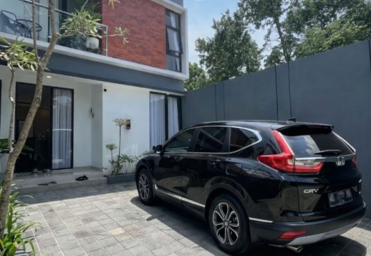 Lavanya Jogja - Rumah Modern 2 Lantai Kontemporer Dekat Kampus UII