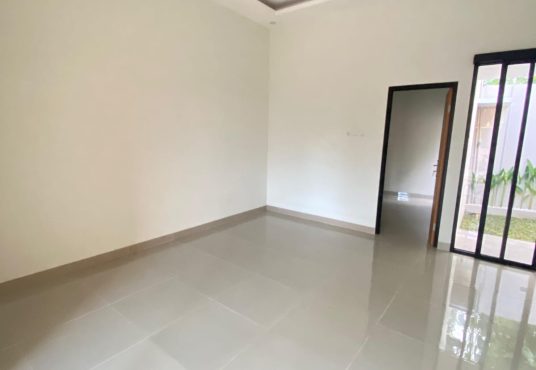 Rumah Limasan Modern Lingkungan Cluster Utara Pasar Godean