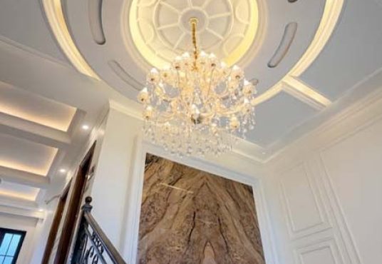 Rumah Mewah 3 Lantai Banyuraden Gamping Sleman