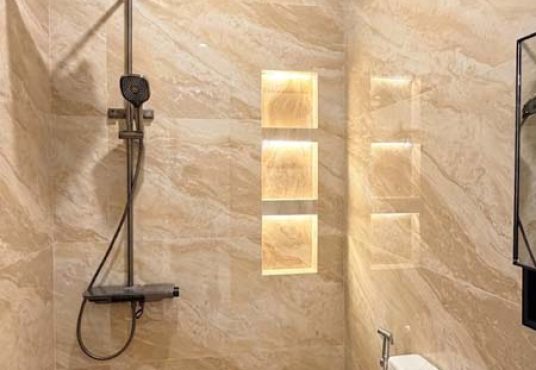 Rumah Mewah 3 Lantai Banyuraden Gamping Sleman