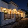 Rumah Mewah Desain Klasik Mediteran Modern Utara Jogja Bay