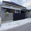 Rumah Baru Industrial Modern Furnished Dalam Perumahan One Gate System Jakal Km 14
