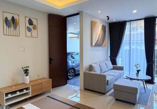Rumah Baru Industrial Modern Furnished Dalam Perumahan One Gate System Jakal Km 14
