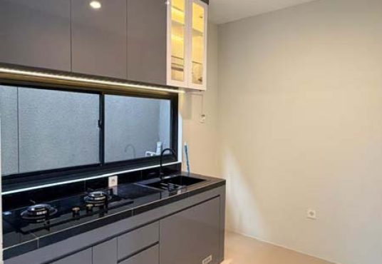 Rumah Baru Industrial Modern Furnished Dalam Perumahan One Gate System Jakal Km 14